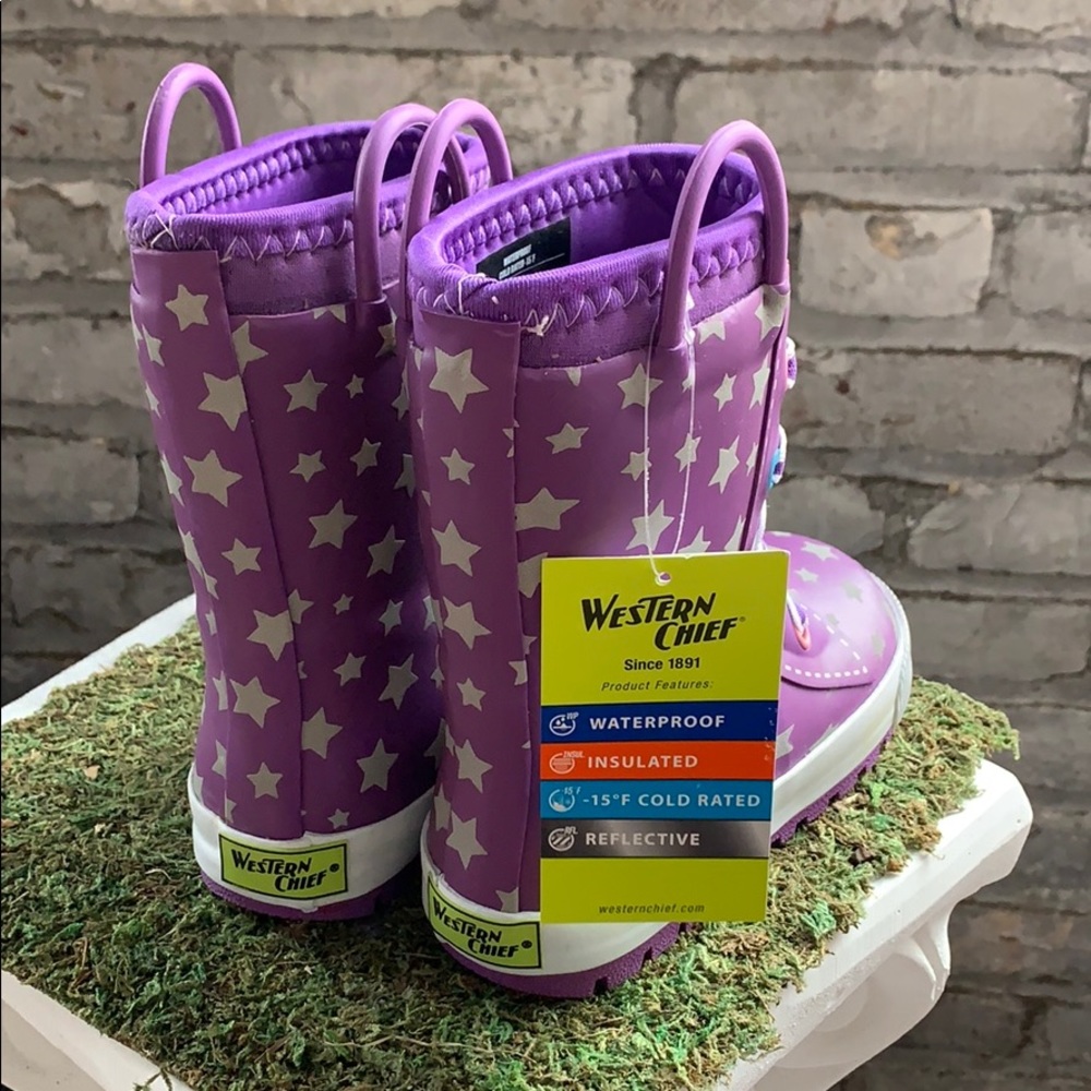 NWT Girls Western Chief Purple And Stars Rainboot - Picture 3 of 5